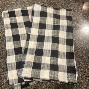Set of 8 black and white Buffalo plaid 100% cotton napkins
